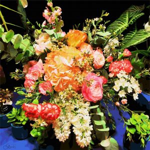 Bouquet sur fond bleu